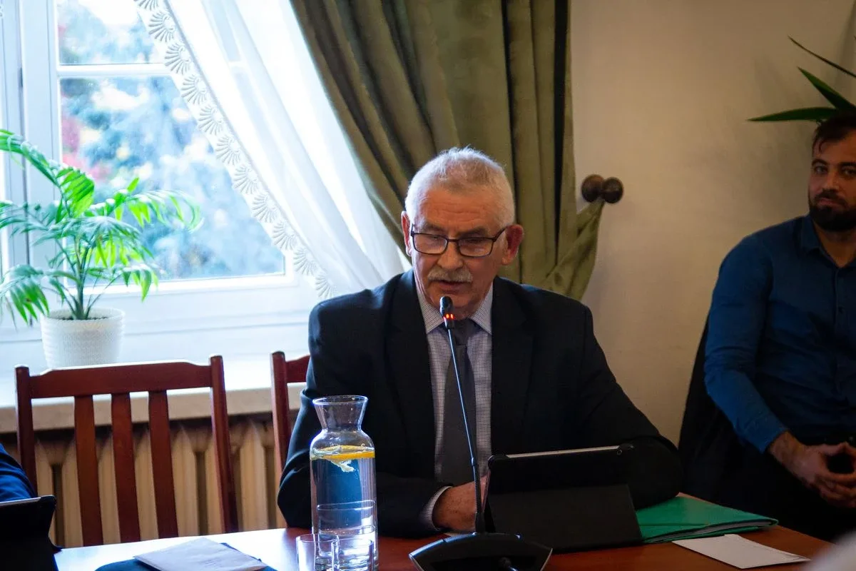 Mieszkańcy są wzburzeni! Czy zostanie podniesiony podatek od środków transportowych obowiązujących w mieście? (zdjęcia)