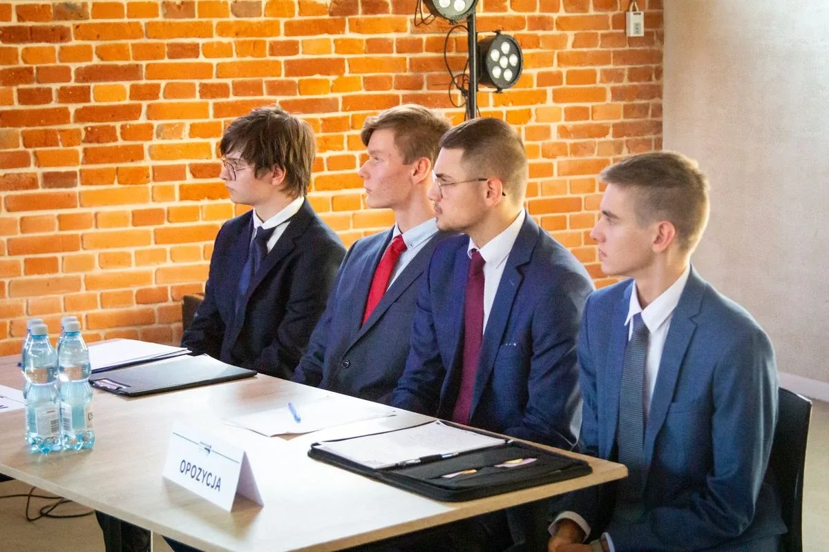 Czy w interesie miasta Ostrów Mazowiecka leży kultywowanie pamięci o Szkole Podchorążych Piechoty? (zdjęcia)