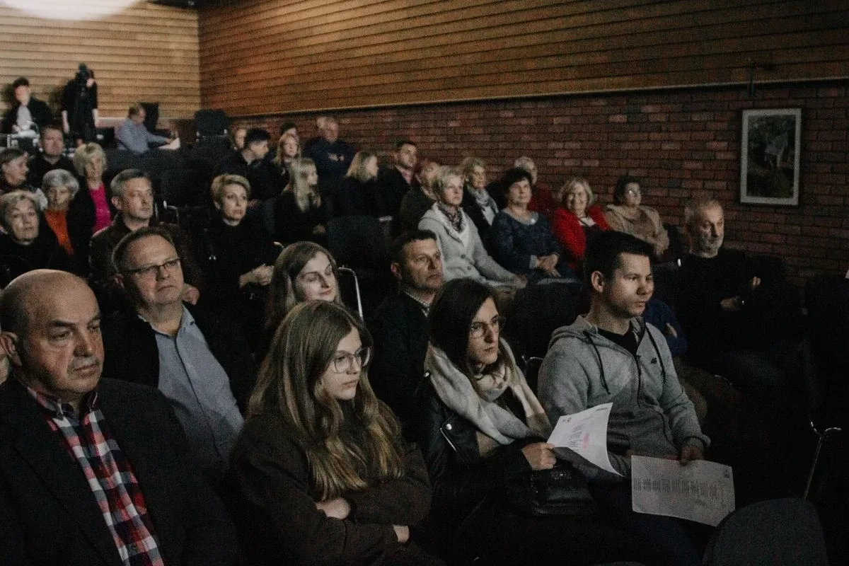 Spektakl teatralny pt. "Do hymnu powstań" w Broku zachwycił publiczność (zdjęcia, wideo) 