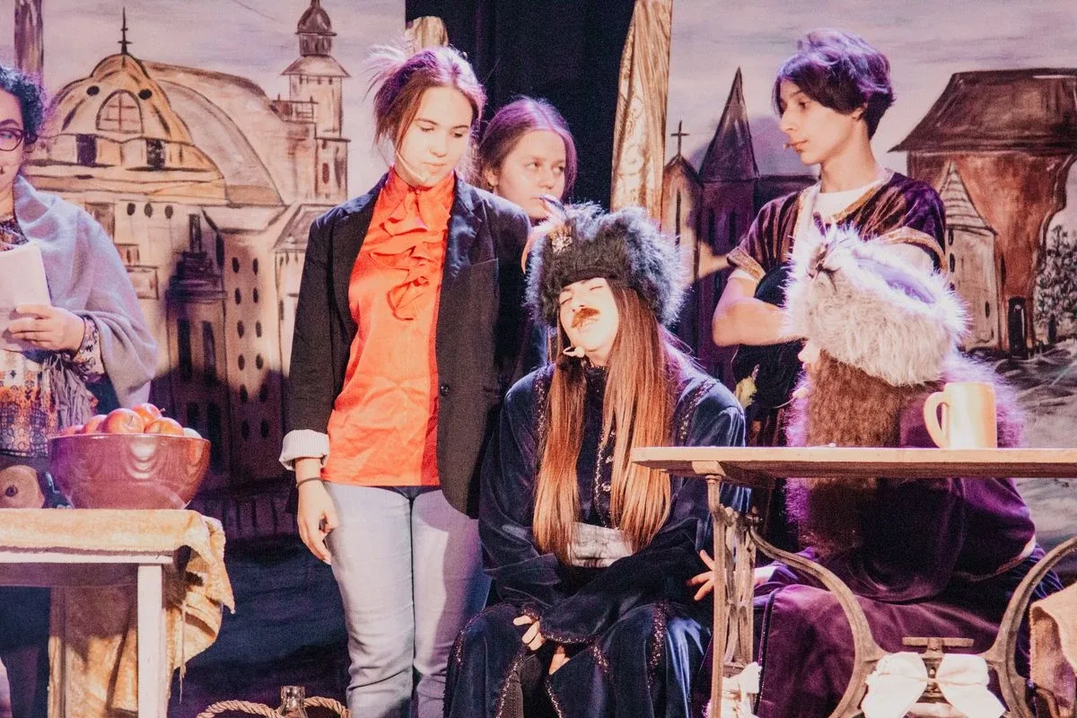 Spektakl teatralny pt. "Do hymnu powstań" w Broku zachwycił publiczność (zdjęcia, wideo) 