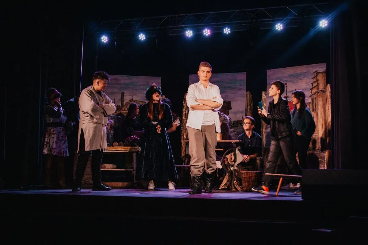 Spektakl teatralny pt. "Do hymnu powstań" w Broku zachwycił publiczność (zdjęcia, wideo) 