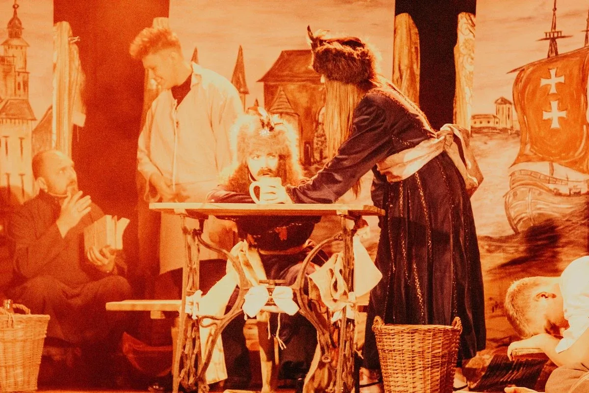 Spektakl teatralny pt. "Do hymnu powstań" w Broku zachwycił publiczność (zdjęcia, wideo) 
