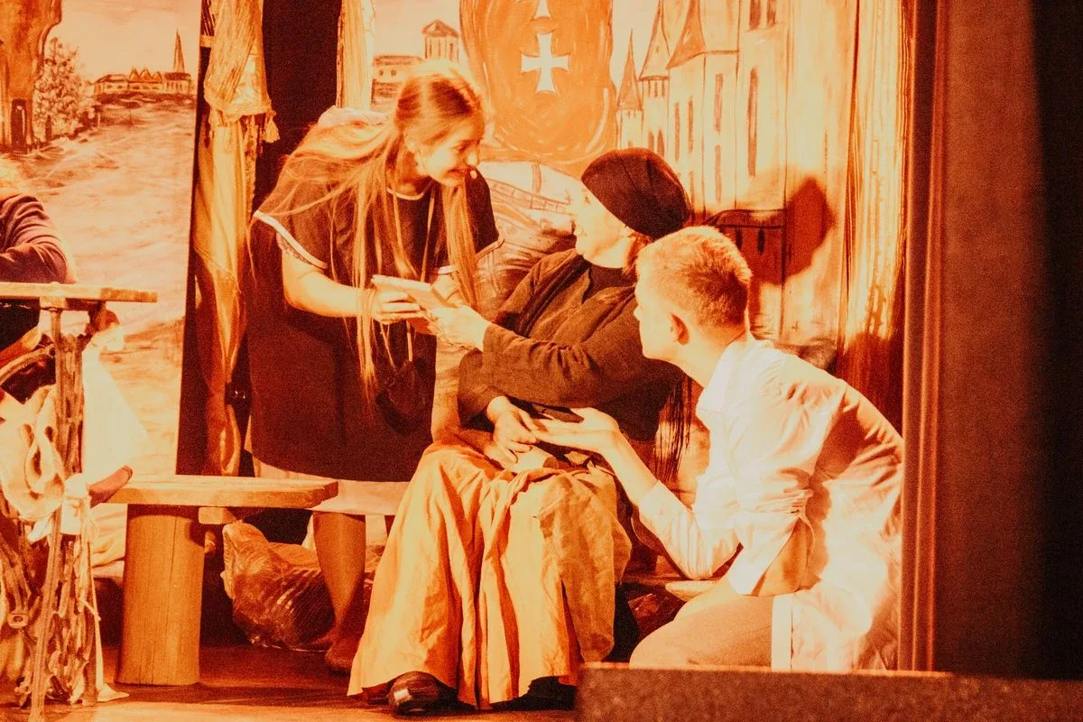 Spektakl teatralny pt. "Do hymnu powstań" w Broku zachwycił publiczność (zdjęcia, wideo) 