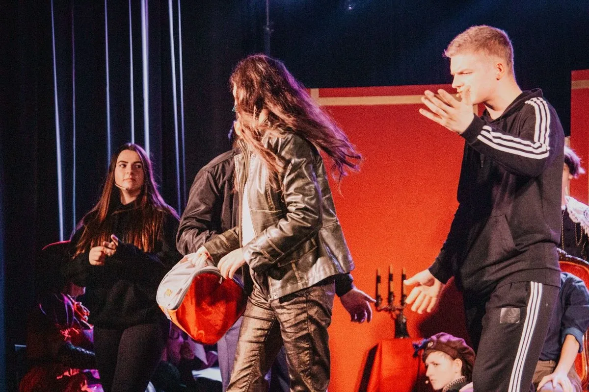 Spektakl teatralny pt. "Do hymnu powstań" w Broku zachwycił publiczność (zdjęcia, wideo) 