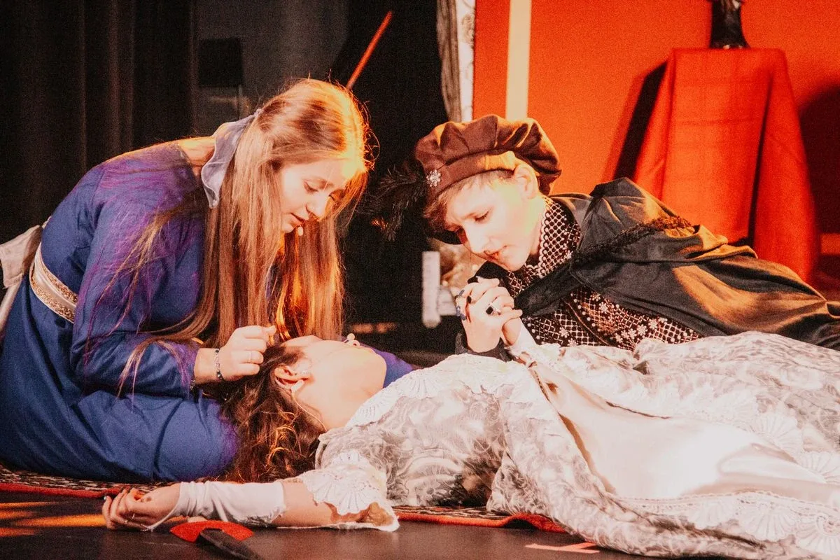 Spektakl teatralny pt. "Do hymnu powstań" w Broku zachwycił publiczność (zdjęcia, wideo) 