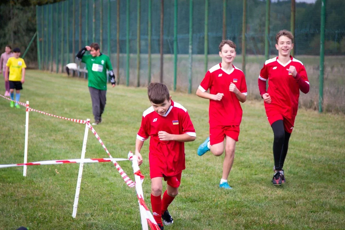 Festiwal sportowo-integracyjny na zakończenie lata! Uczestnicy spędzili aktywnie czas na świeżym powietrzu (zdjęcia, wideo)