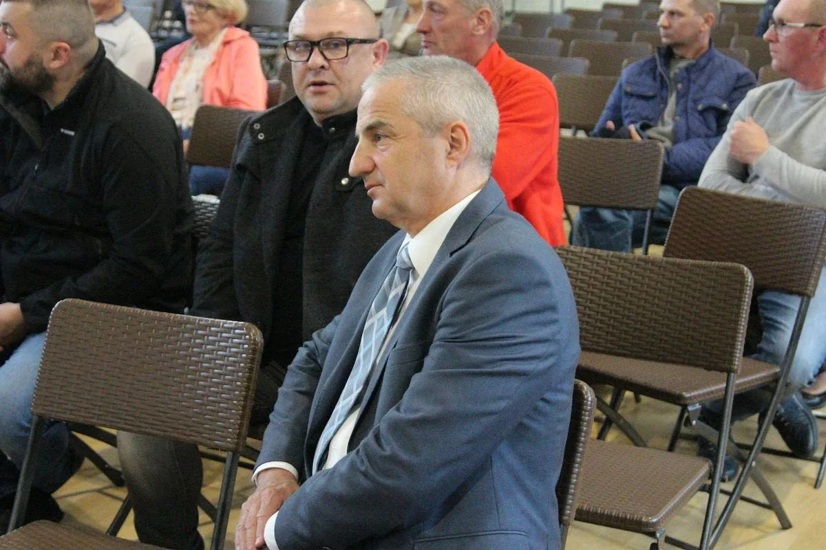 Minister Rolnictwa i Rozwoju Wsi Henryk Kowalczyk zawiedziony frekwencją na spotkaniu w Starym Lubiejewie (zdjęcia, wideo)