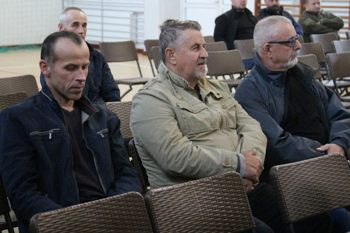 Minister Rolnictwa i Rozwoju Wsi Henryk Kowalczyk zawiedziony frekwencją na spotkaniu w Starym Lubiejewie (zdjęcia, wideo)