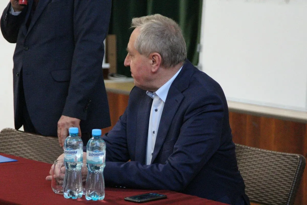 Minister Rolnictwa i Rozwoju Wsi Henryk Kowalczyk zawiedziony frekwencją na spotkaniu w Starym Lubiejewie (zdjęcia, wideo)
