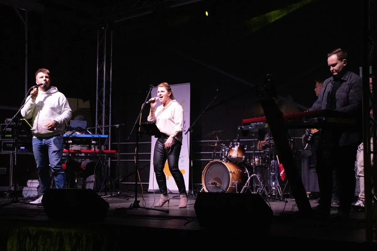 Kapela Eli, Side off Band oraz zespół Topky pożegnali lato w Bogutach-Piankach! (zdjęcia, wideo)