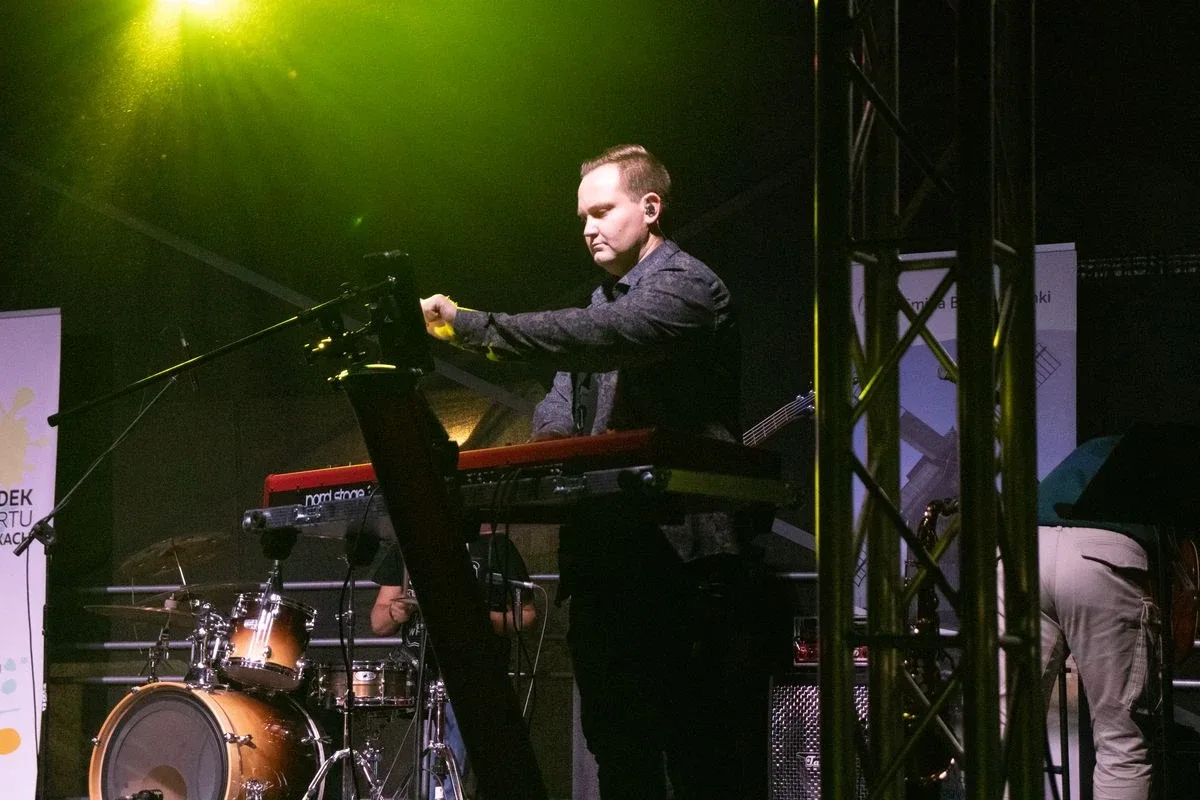 Kapela Eli, Side off Band oraz zespół Topky pożegnali lato w Bogutach-Piankach! (zdjęcia, wideo)