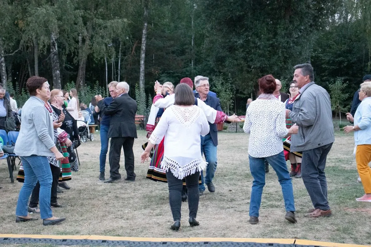 Kapela Eli, Side off Band oraz zespół Topky pożegnali lato w Bogutach-Piankach! (zdjęcia, wideo)