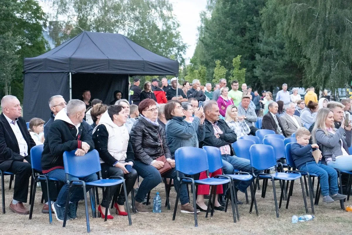 Kapela Eli, Side off Band oraz zespół Topky pożegnali lato w Bogutach-Piankach! (zdjęcia, wideo)