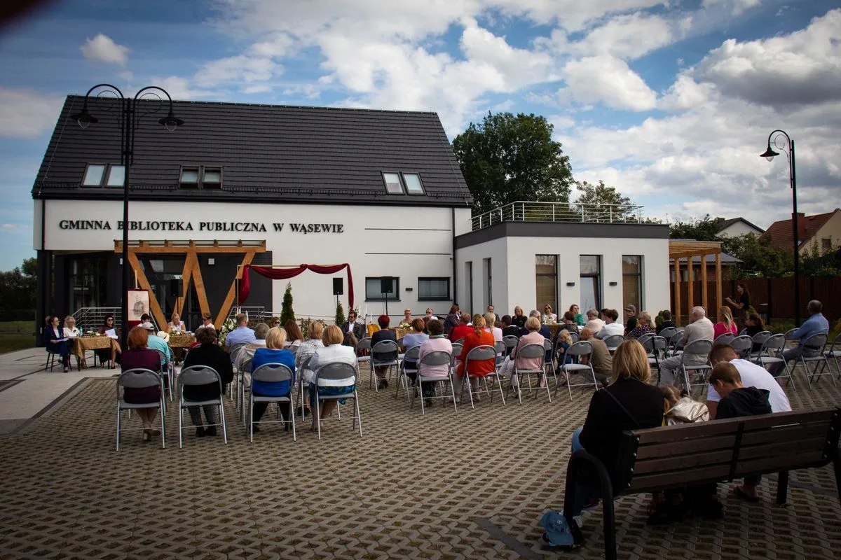 VI Narodowe Czytanie "Ballad i romansów" Adama Mickiewicza w Wąsewie. Organizatorzy przygotwali muzyczną niespodziankę! (zdjęcia)