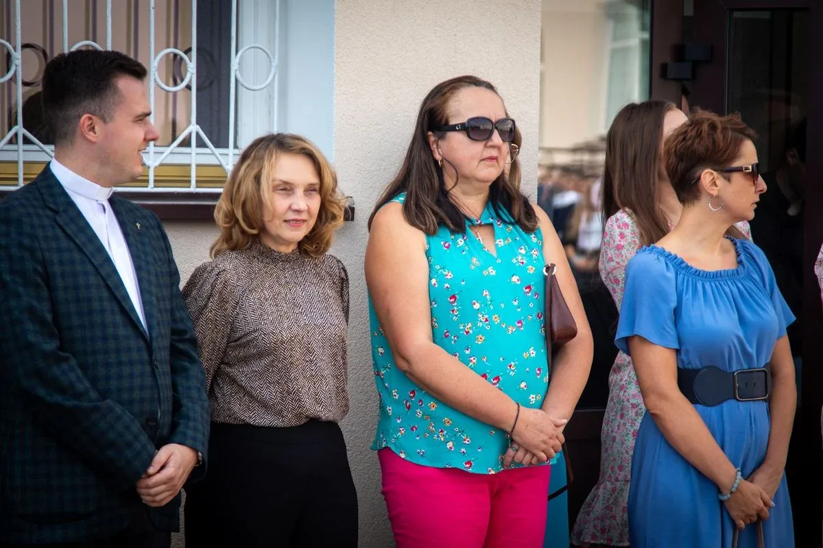 Uczniowie "Ekonomika" powitali nowy rok szkolny (zdjęcia)