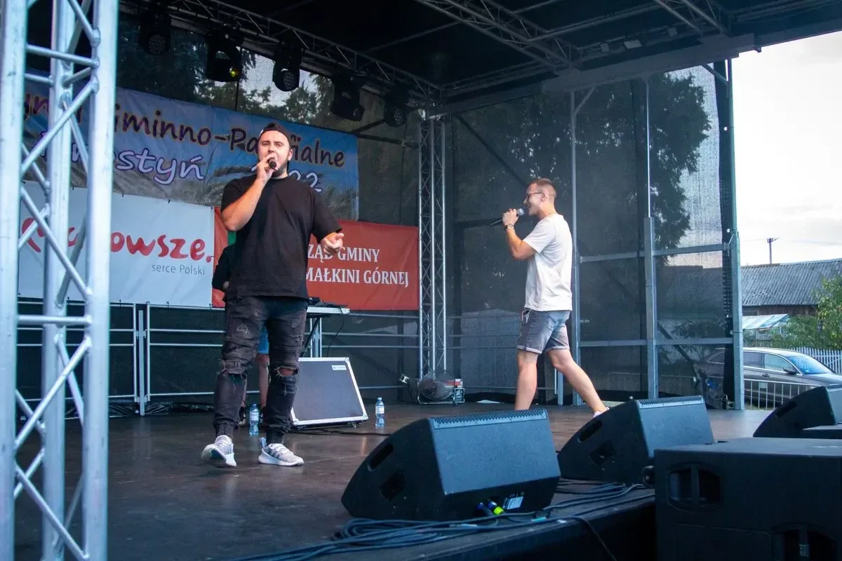 Koncert zespołu Chillout na Dożynkach Gminno-Parafialnych w Prostyni (zdjęcia, wideo)