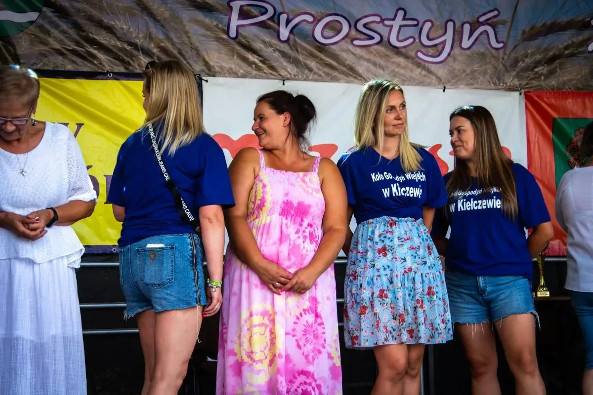 Koncert zespołu Chillout na Dożynkach Gminno-Parafialnych w Prostyni (zdjęcia, wideo)