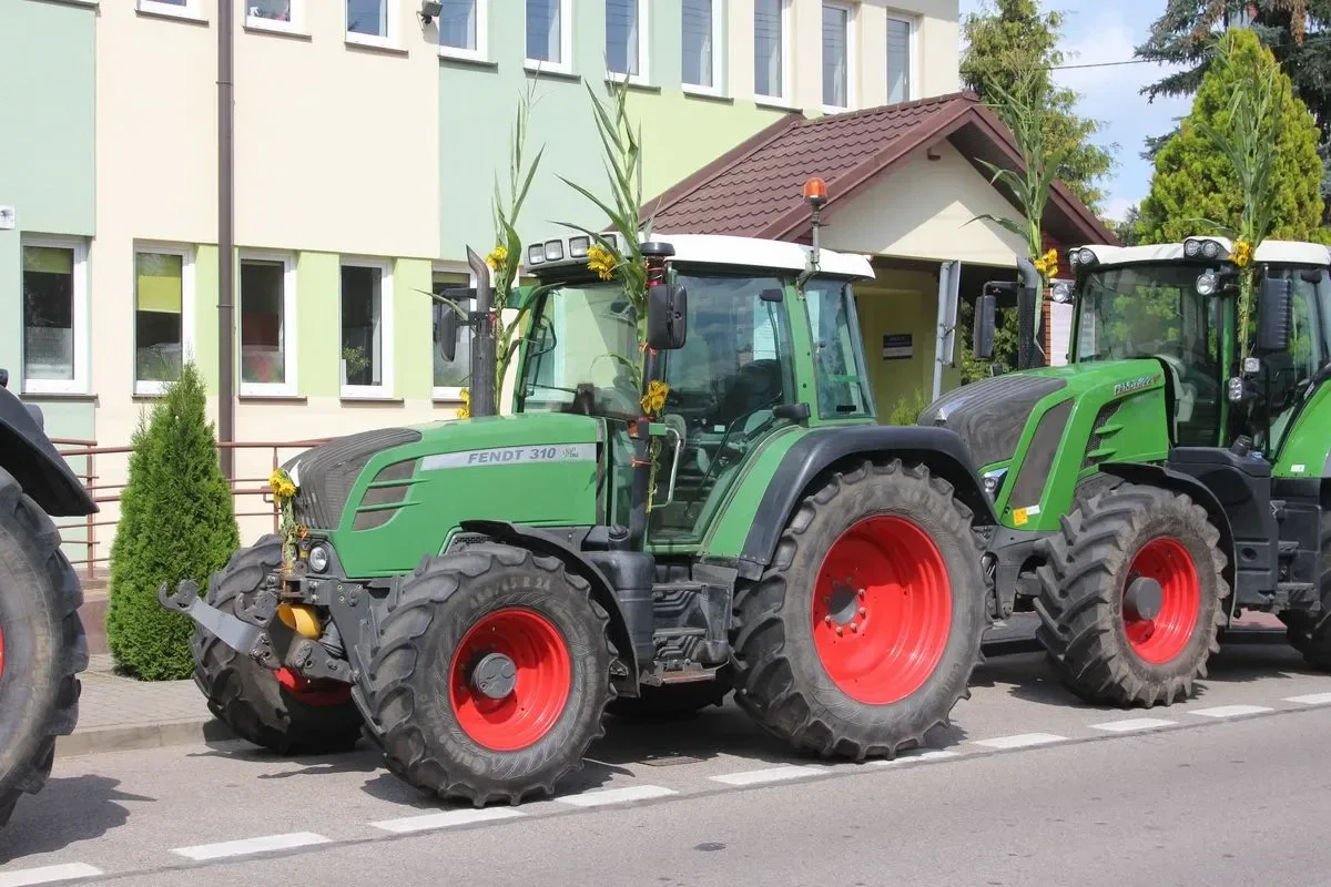 "Turniej Sołectw" podczas V Szulborskiego Święta Plonów! (zdjęcia, wideo)