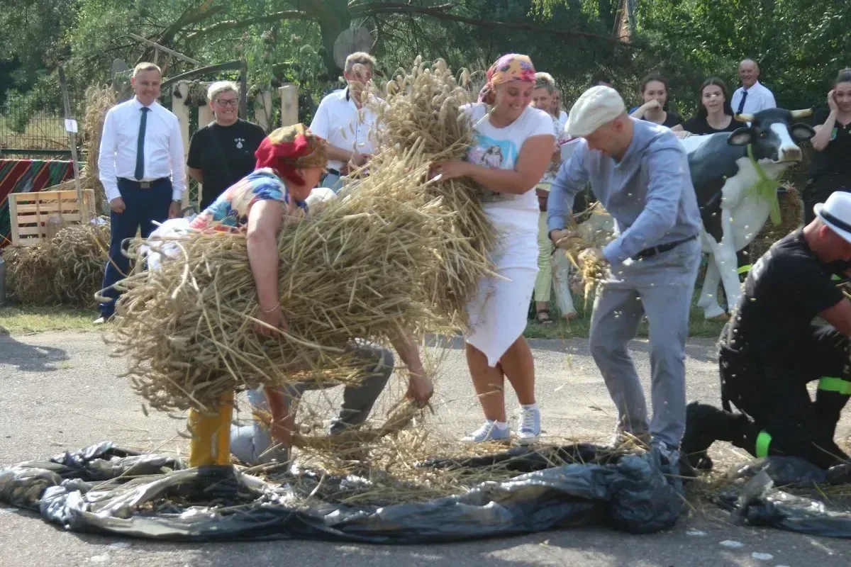 "Turniej Sołectw" podczas V Szulborskiego Święta Plonów! (zdjęcia, wideo) (nie publikować)