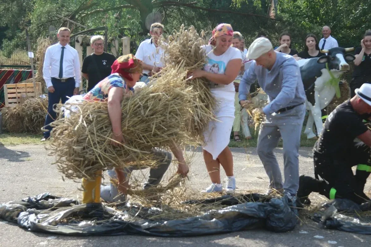 "Turniej Sołectw" podczas V Szulborskiego Święta Plonów! (zdjęcia, wideo)