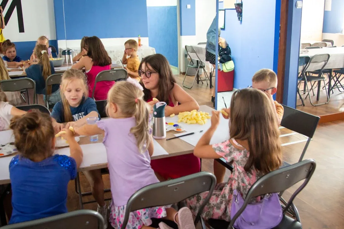 Chrupkowe warsztaty artystyczne w Miejskim Domu Kultury w Ostrowi Mazowieckiej (zdjęcia)