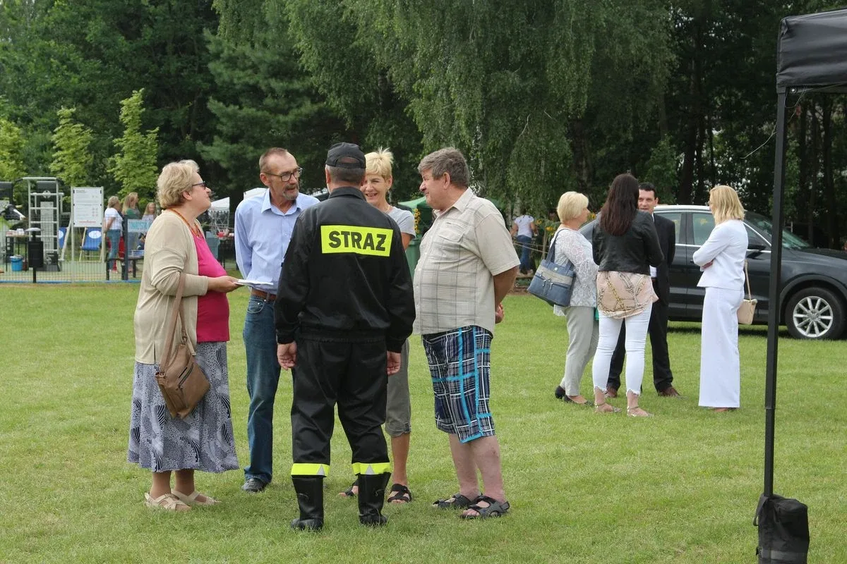 Oficjalne otwarcie Festiwalu Kół Gospodyń Wiejskich w Bogutach-Piankach (zdjęcia, wiedo)