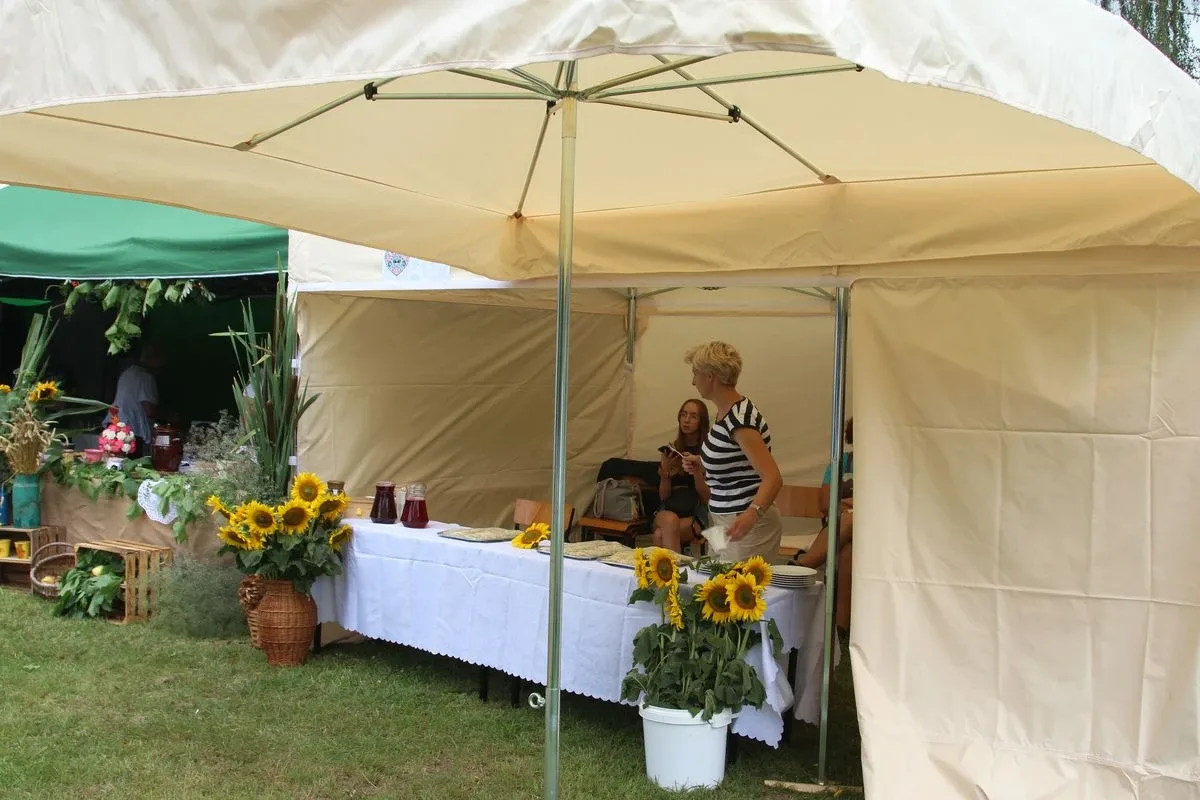 Oficjalne otwarcie Festiwalu Kół Gospodyń Wiejskich w Bogutach-Piankach (zdjęcia, wiedo)