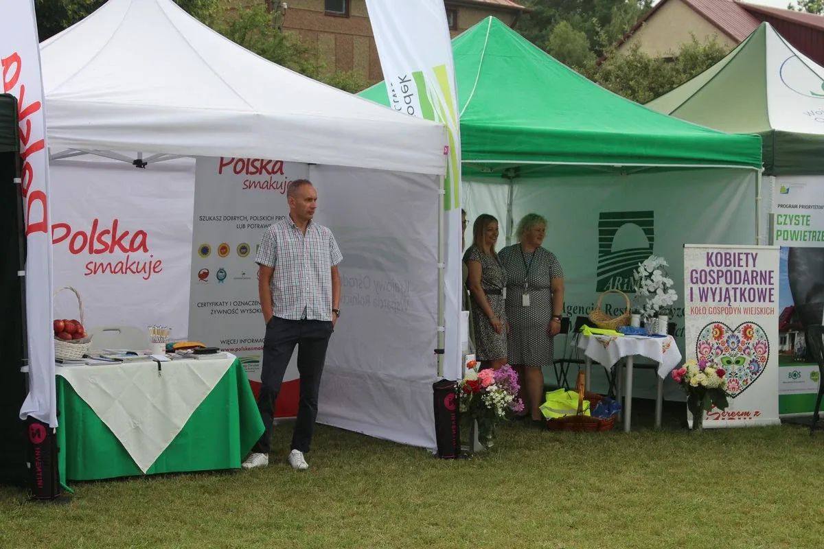 Oficjalne otwarcie Festiwalu Kół Gospodyń Wiejskich w Bogutach-Piankach (zdjęcia, wiedo)
