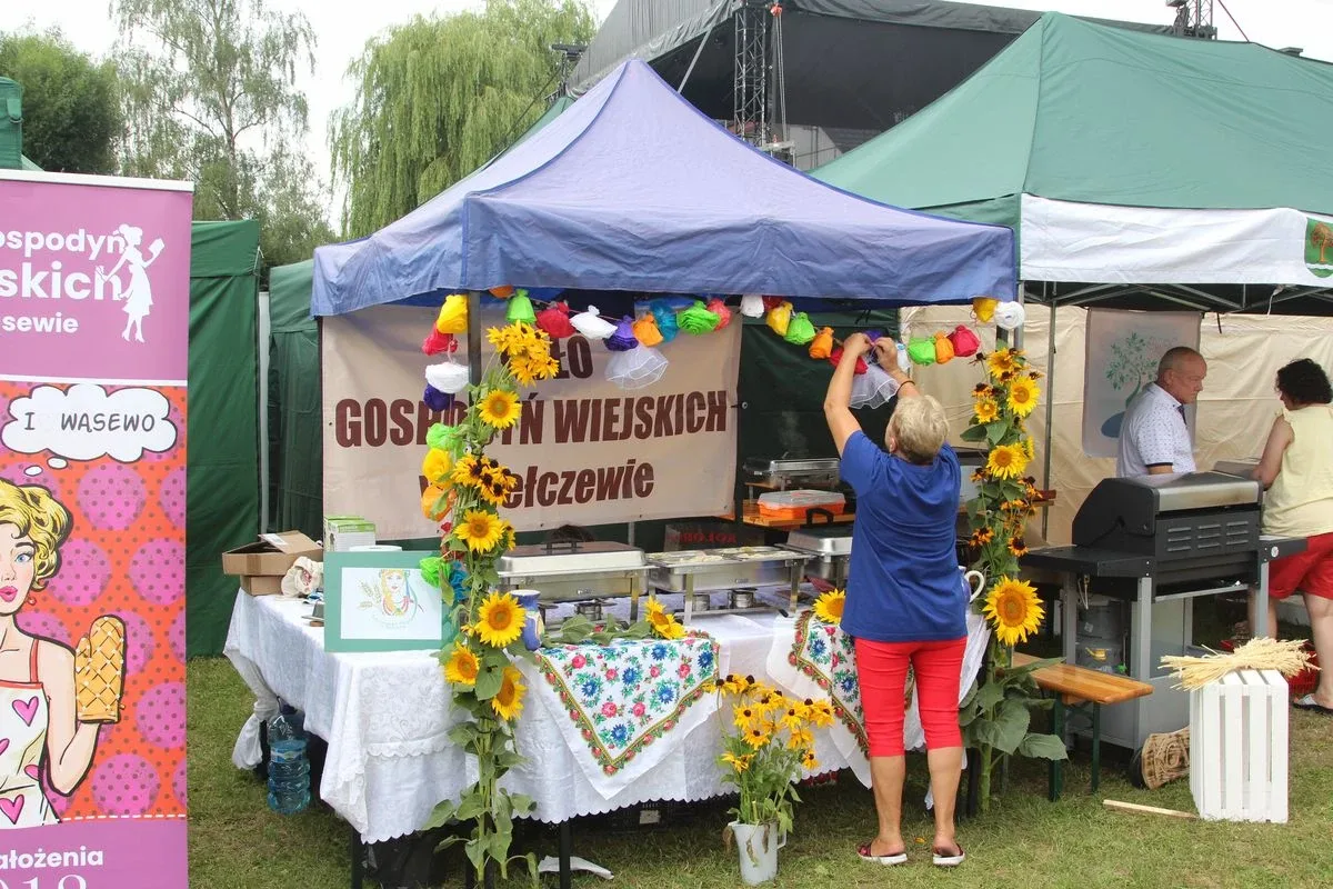 Oficjalne otwarcie Festiwalu Kół Gospodyń Wiejskich w Bogutach-Piankach (zdjęcia, wiedo)
