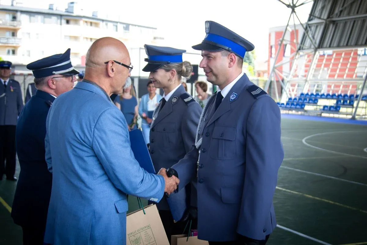 Uroczyste obchody Święta Policji w Ostrowi Mazowieckiej (zdjęcia, wideo) 
