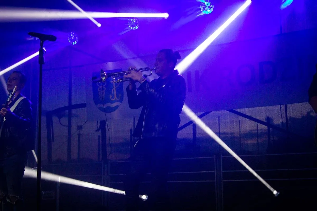 Koncerty zespołów na Pikniku Rodzinnym w Nurze - pojawiły się same największe hity! (zdjęcia, wideo)