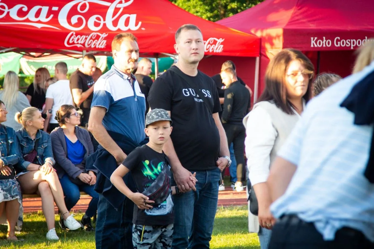 Koncerty zespołów na Pikniku Rodzinnym w Nurze - pojawiły się same największe hity! (zdjęcia, wideo)