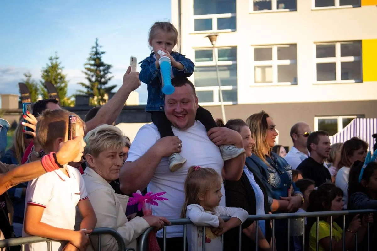 Koncerty zespołów na Pikniku Rodzinnym w Nurze - pojawiły się same największe hity! (zdjęcia, wideo)