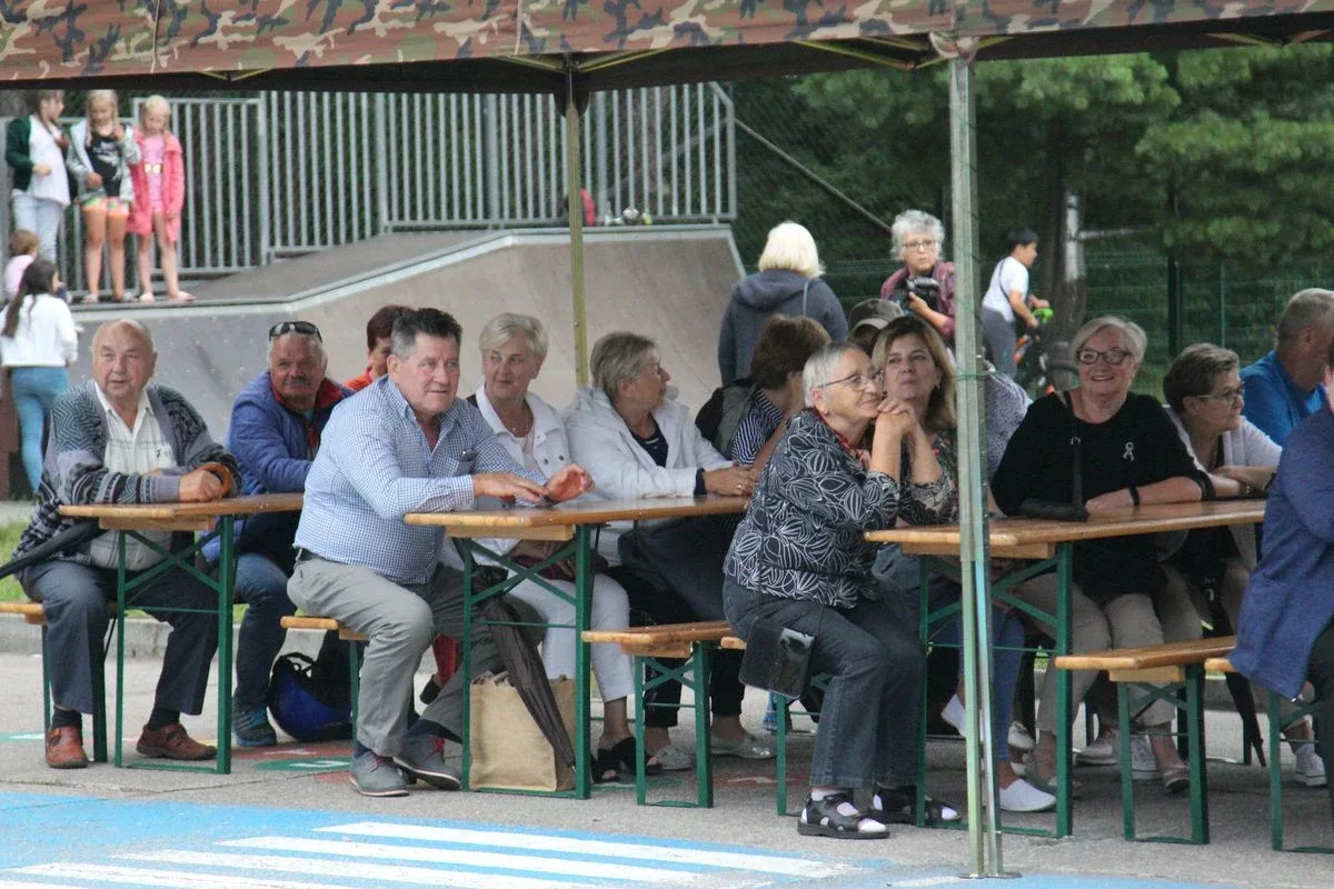Biesiada pod gwiazdami w Małkini Górnej (zdjęcia, wideo)