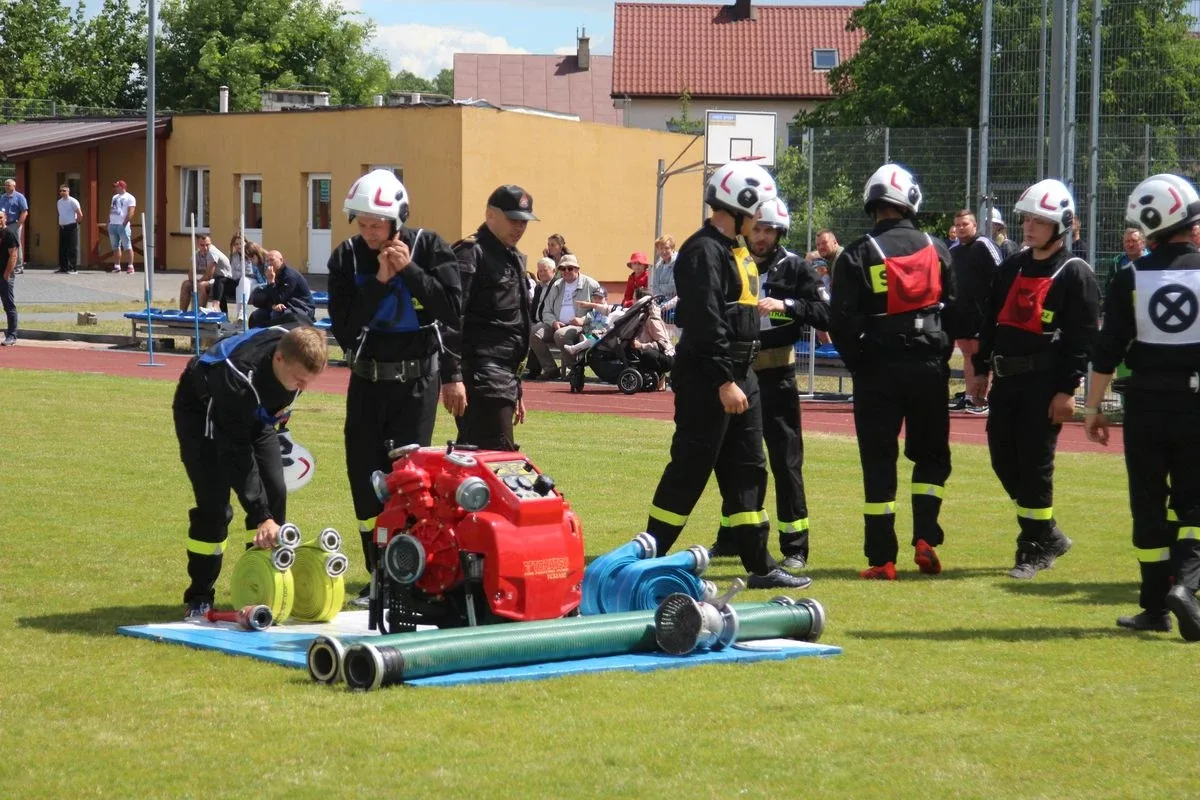 Gminne zawody sportowo-pożarnicze w Wąsewie. Wszystkie OSP zaprezentowały swoją sprawność (zdjęcia) 