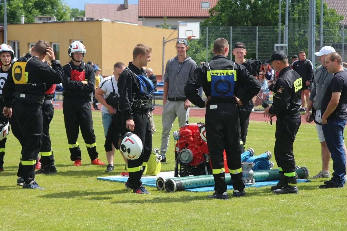 Gminne zawody sportowo-pożarnicze w Wąsewie. Wszystkie OSP zaprezentowały swoją sprawność (zdjęcia) 