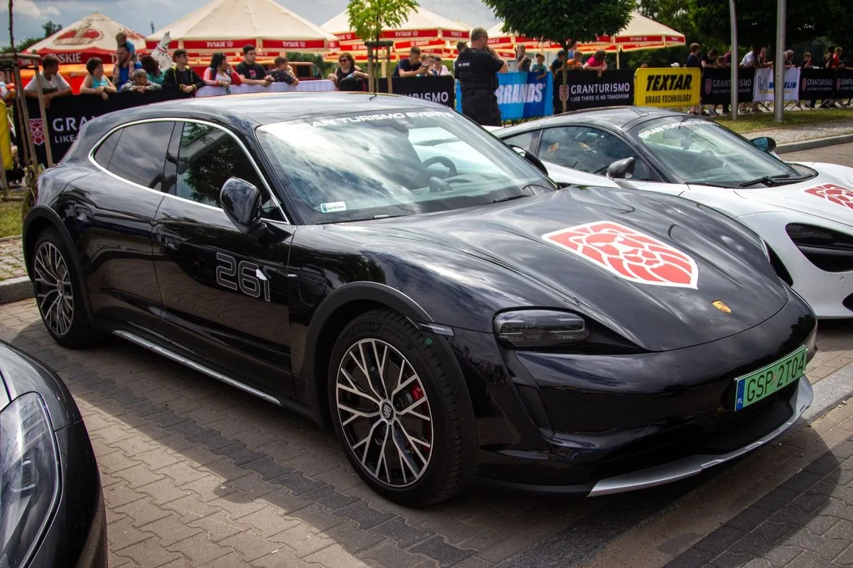 Gran Turismo Polonia zrobiło widowisko w Ostrowi Mazowieckiej (zdjęcia, wideo)