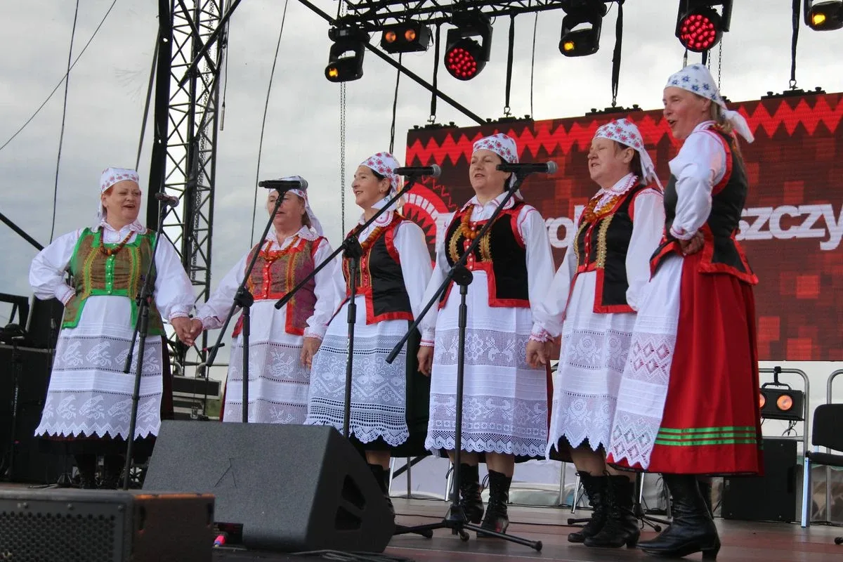 Największy w regionie Festiwal Kultury Kurpiowskiej na Dniach Broku! (zdjęcia, wideo)