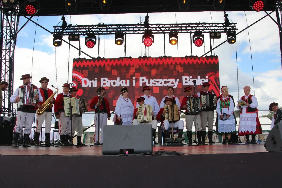 Największy w regionie Festiwal Kultury Kurpiowskiej na Dniach Broku! (zdjęcia, wideo)