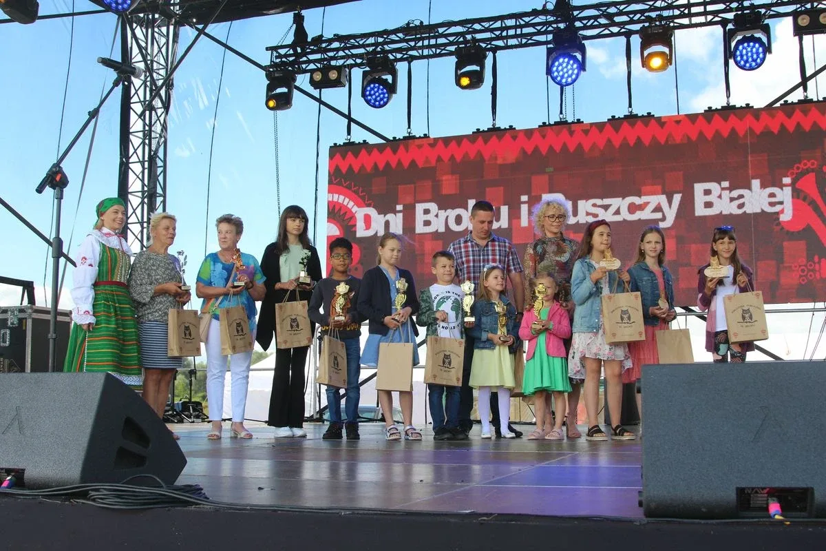 Wręczenie nagród dla uczestników zawodów i turnieju - 42 Dni Broku i Puszczy Białej (zdjęcia)