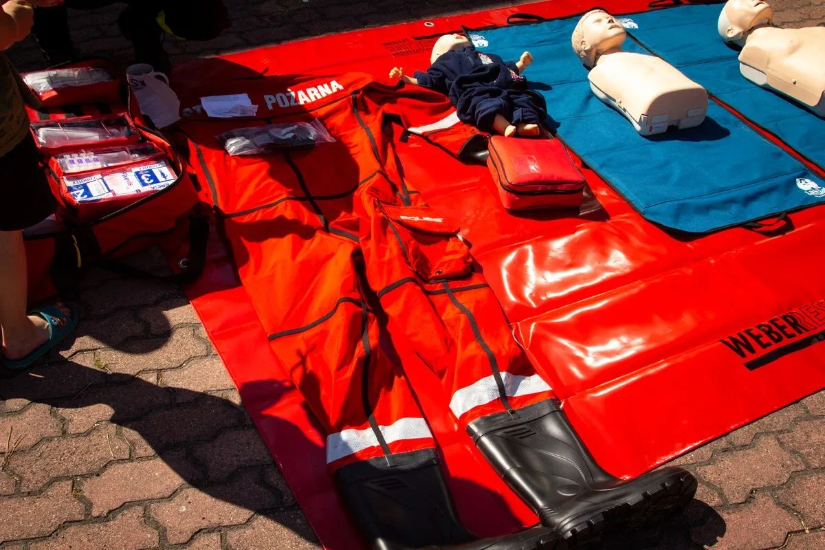 Dzieci nauczyły się jak bezpiecznie zachować się podczas wakacji (zdjęcia, wideo)