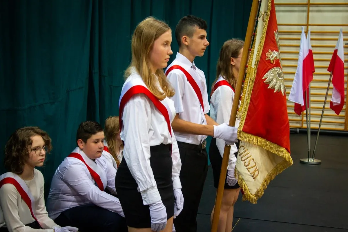 Zakończenie roku szkolnego w SP nr 1 w Ostrowi Mazowieckiej (zdjęcia)