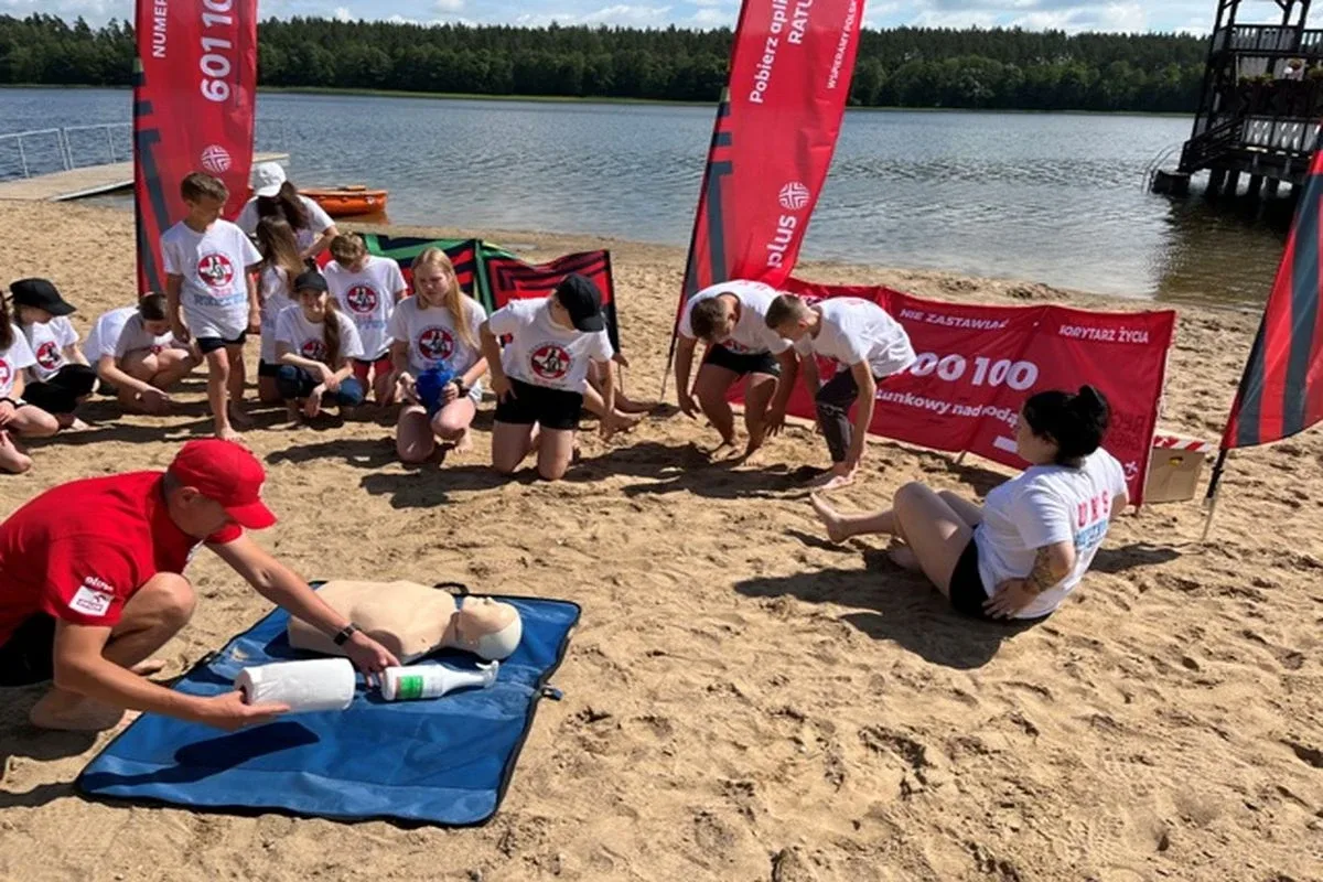 UKS Neptun z Sekcją Ratownictwa Wodnego na obozie kondycyjnym (zdjęcia)