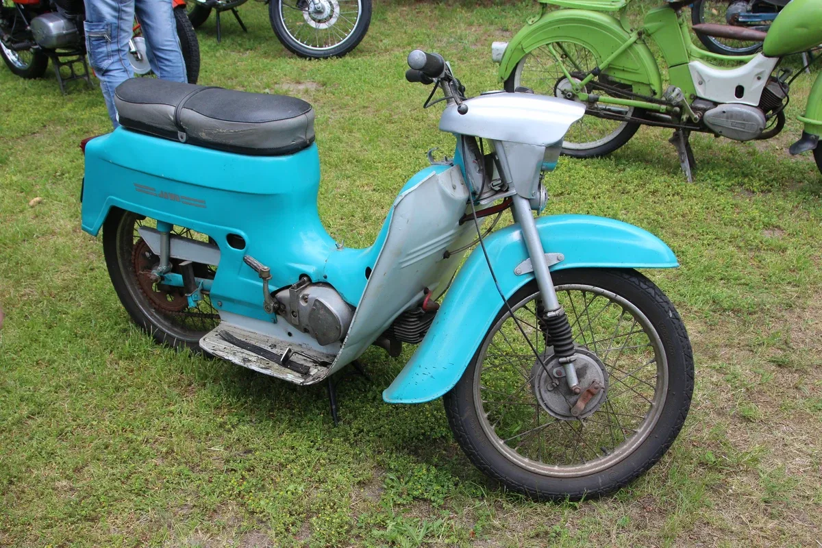 XI edycja wystawy motocykli "Legendy PRL-u" (zdjęcia)