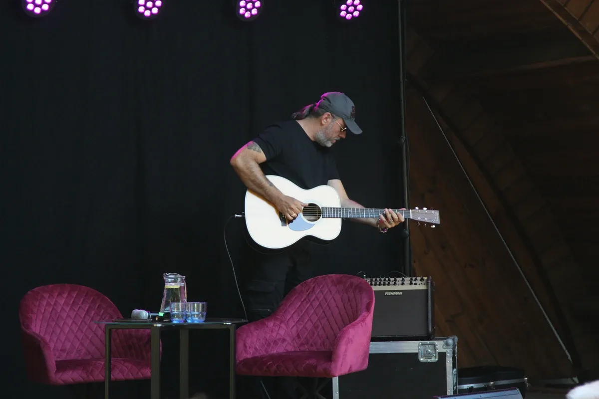 Spotkanie autorskie z Marcinem Sitko oraz koncert Sebastiana Riedla (zdjęcia)