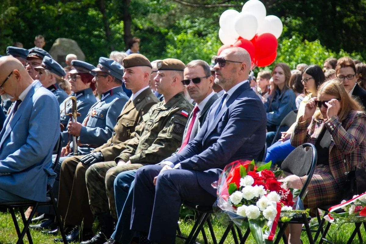 Obchody Święta Szkoły Podstawowej w Nagoszewie oraz 159. rocznicy Bitwy Czerwcowej (zdjęcia)