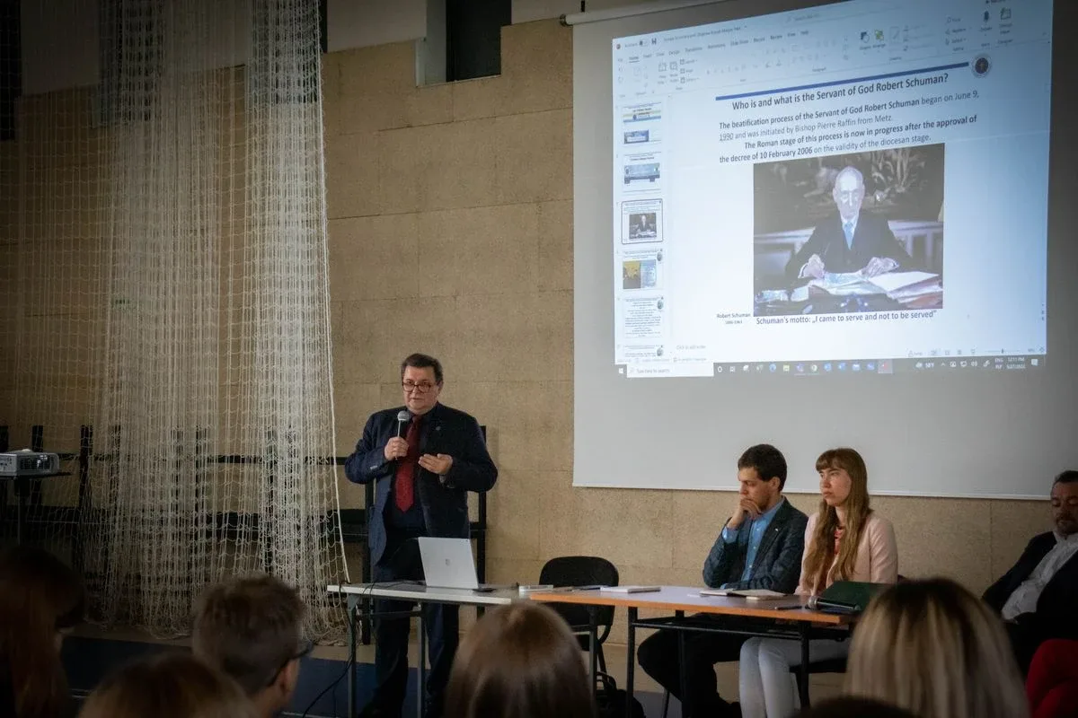 Spotkanie z przedstawicielami Instytutu Myśli Schumana w Ostrowi Mazowieckiej (zdjęcia)