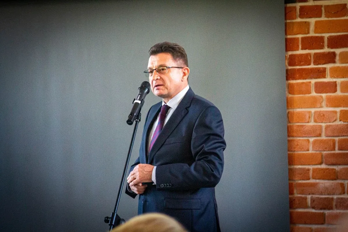 Podpisano porozumienie dotyczące upamiętnienia cmentarza żydowskiego przy ulicy Broniewskiego (zdjęcia)