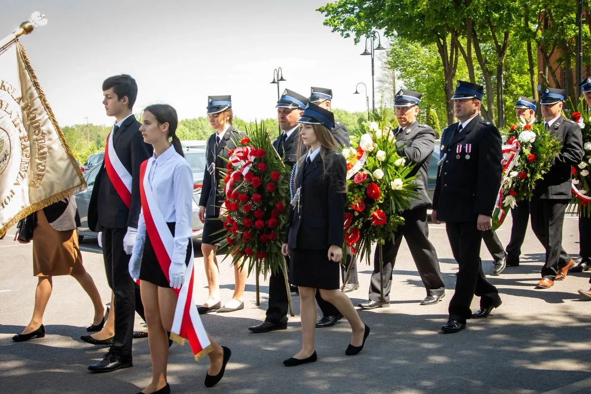 Uroczystości pogrzebowe Żołnierza Niezłomnego (zdjęcia)