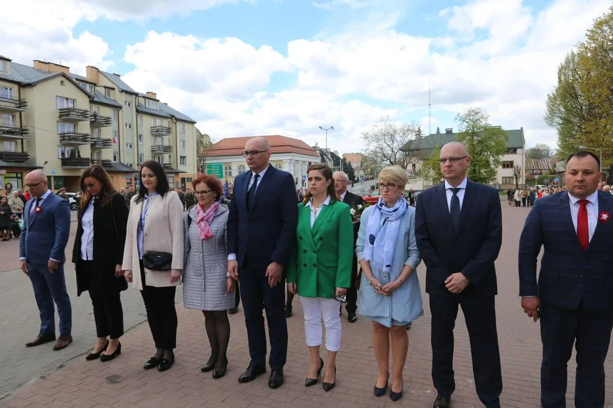 Miejskie obchody Święta Narodowego 3 Maja w Ostrowi Mazowieckiej (zdjęcia)